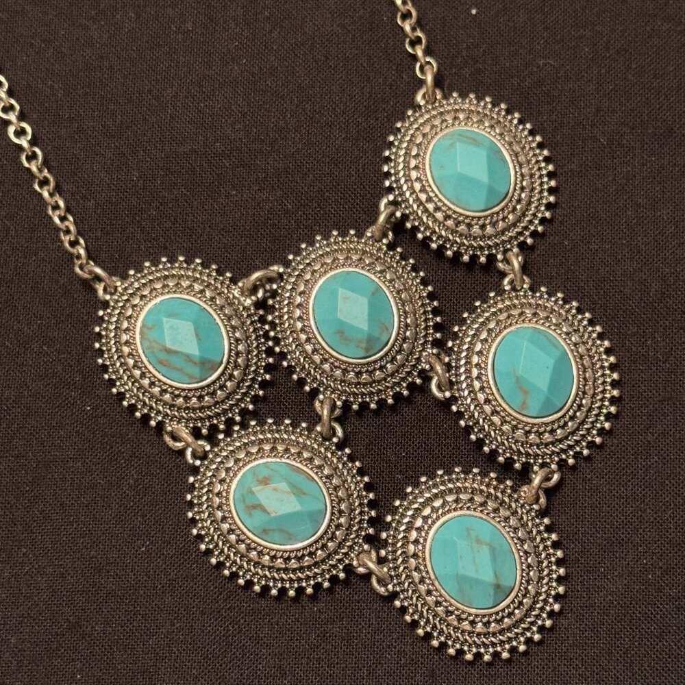 Vintage Turqouise and Silver Tone Necklace